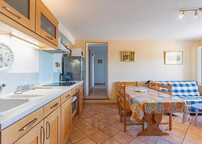 Apartment L'amourie, Rdc, 4 Personnes *