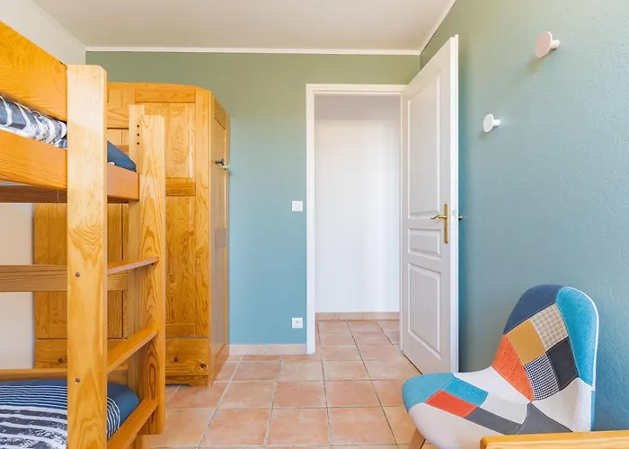 L'amourie, Rdc, 4 Personnes Apartment *